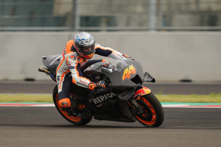 Indonézia teszt 1.nap – Eső, extra idő és Espargaro dominancia