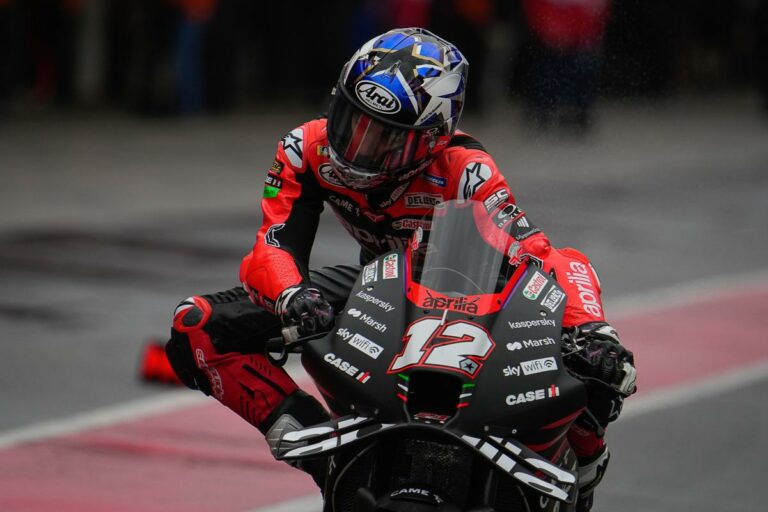 Viñales: Nehezen melegszik fel a gumi bal oldala