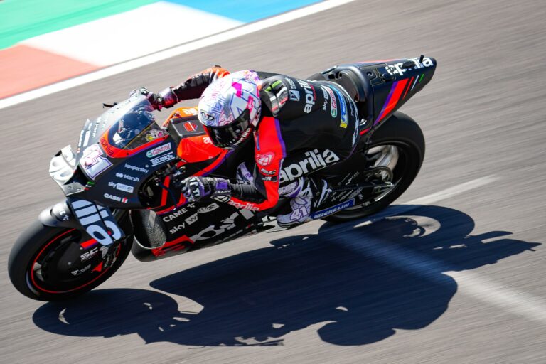 Termas – Aleix Espargaro révén pole-ban az Aprilia!