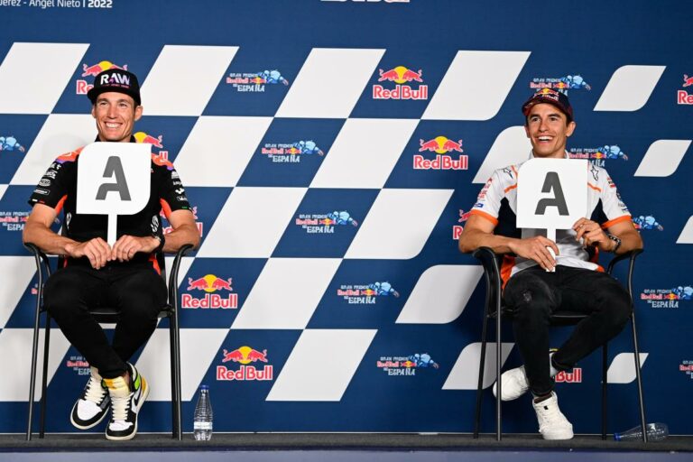 Marc Márquez szerint Aleix Espargaró mindig panaszkodik