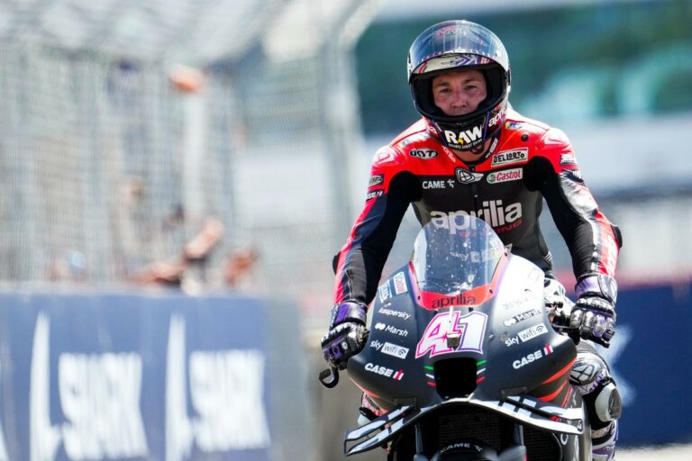 Álomkezdés az Apriliával: Aleix Espargaro bajnokesélyes?