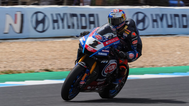Estoril: A 2. WSBK-edzésen is a Yamaha diktálta a tempót