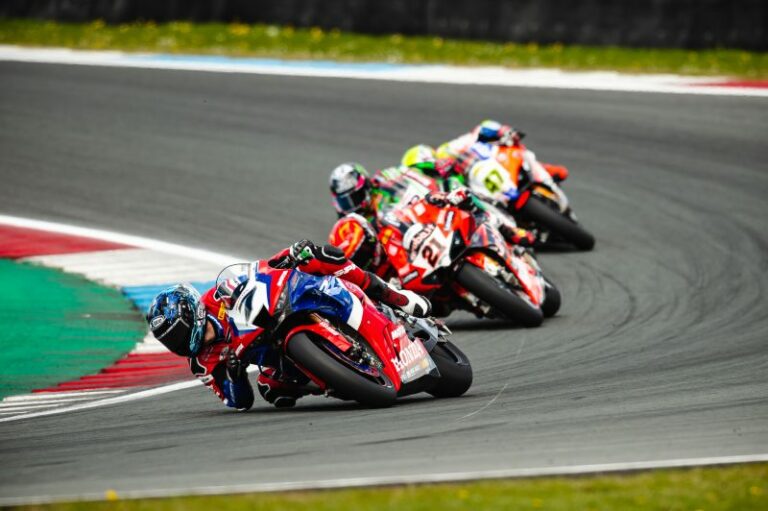 Dobogó és nulla pont: a hét idei Superbike-újonc