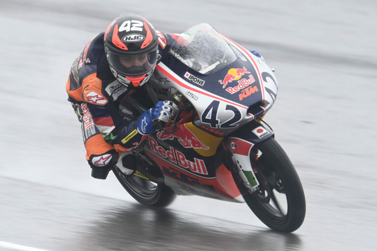 Mugello – Görbe Soma kiesett az esős szombati futamon