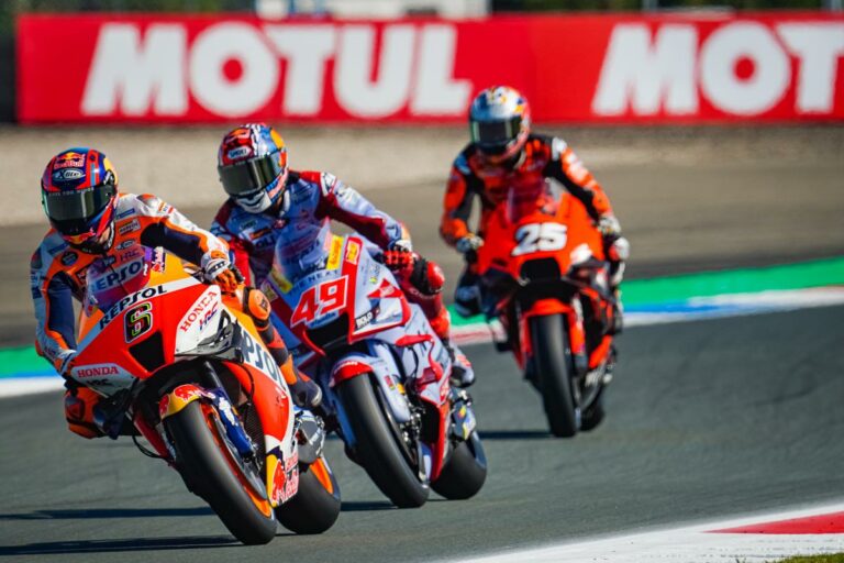 Bradl: Nagyjából elégedett vagyok a teljesítményemmel