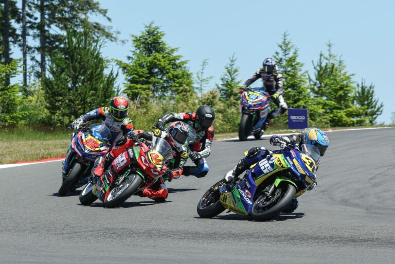 A 15 éves lány győzni tudott a MotoAmerica Junior Kupáján