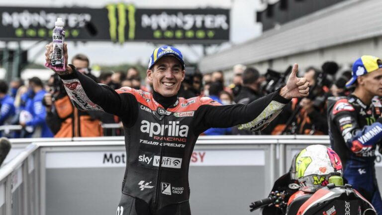 Katalán Nagydíj – Aleix Espargaró továbbra is legyőzhetetlen Barcelonában