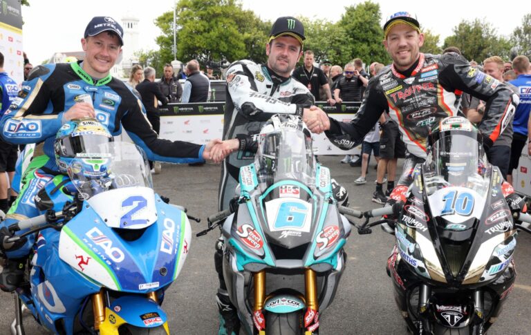 Man-szigeti TT: Hickman és Dunlop győzelmei, és egy fatális tévedés