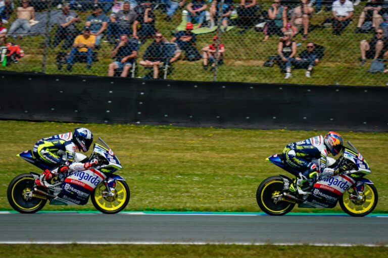Max Biaggi új versenyzőt keres