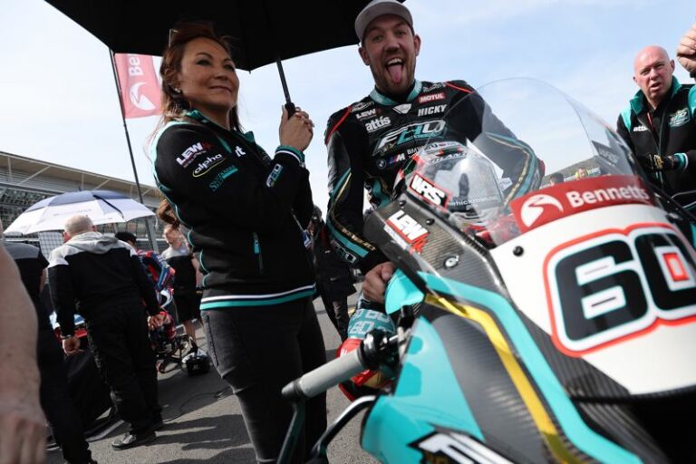 Peter Hickman is ott lesz a Donington Parkban szabadkártyával