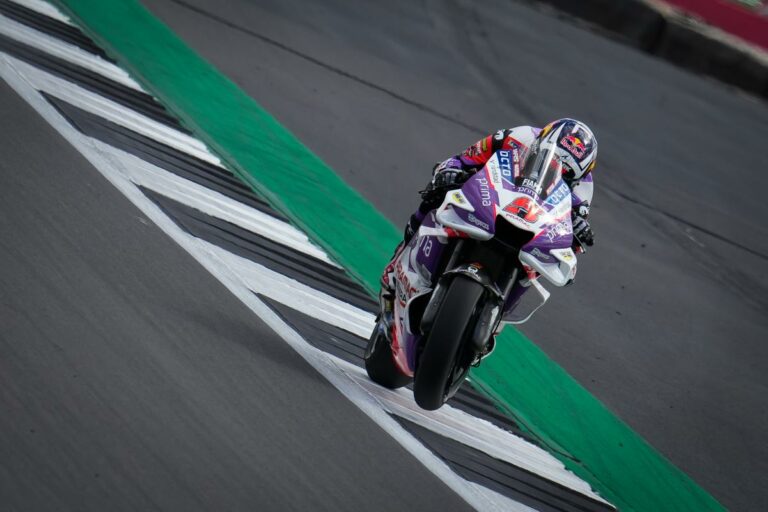 Silverstone: Zarco-pole, a sérült Espargaró is hatodik!