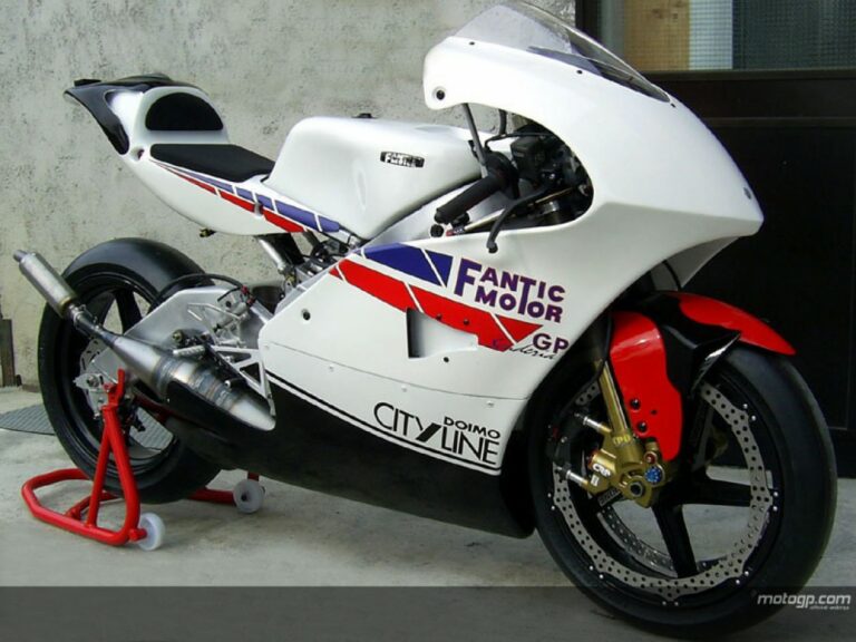 A Mooney VR46 csapat a Fantic-al folytatja a Moto2-ben!
