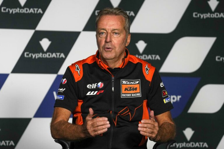 A Tech3 vezére elismerte, valóban beszélgettek a korábbi F1-es csapatfőnökkel