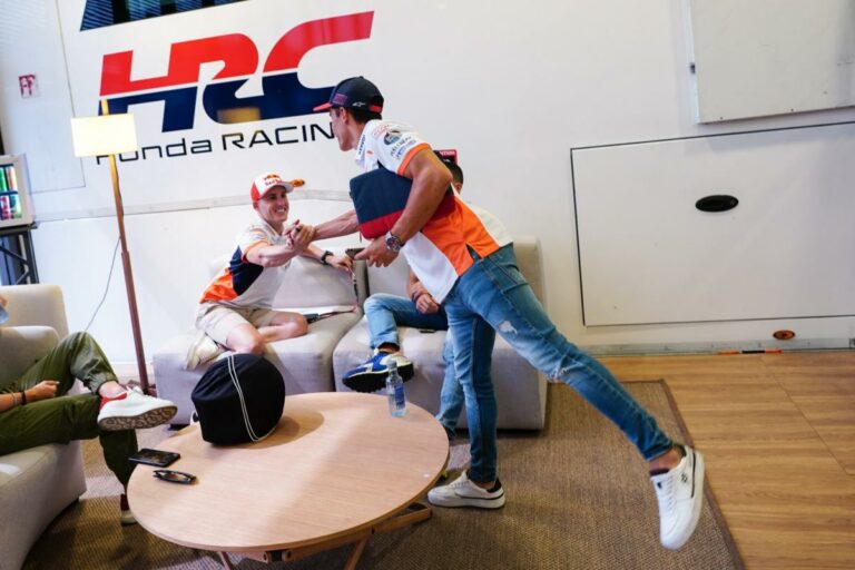 Pol Espargaró: Márquez mindent figyelemmel kísér