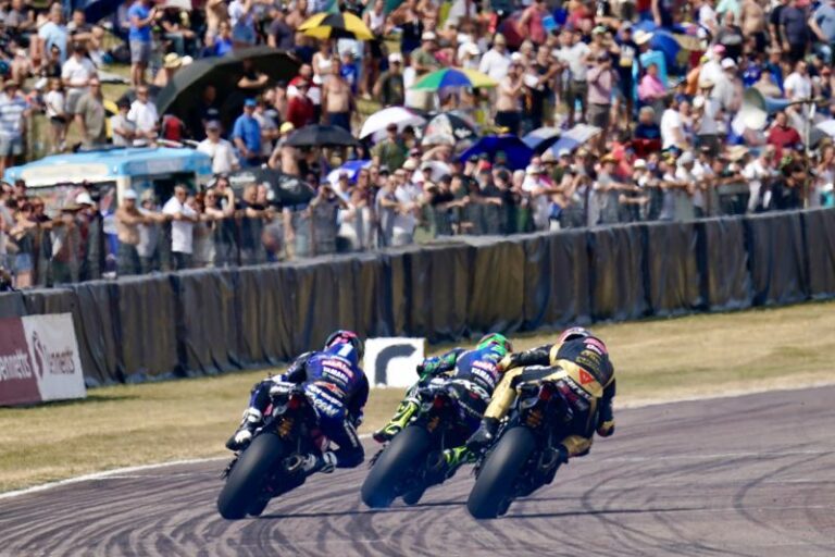 Thruxton BSB – Elképesztő befutók: O’Halloran, majd MacKenzie győzött