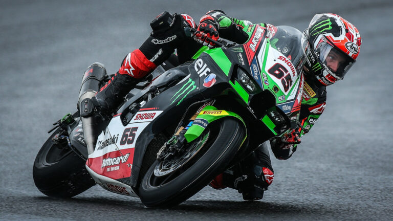 Magny-Cours: Rea és Razgatlıoğlu ezredre azonos időt értek el a kvalifikáción