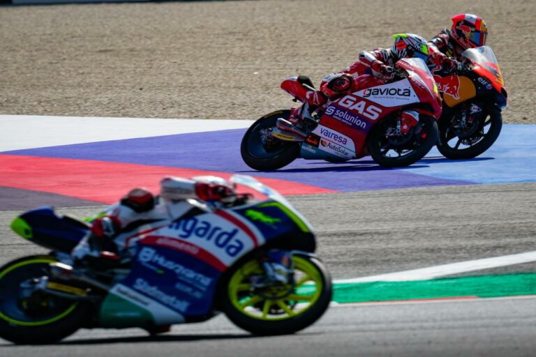 A Max Racing szerelői kontra Fernández vita tovább folytatódott