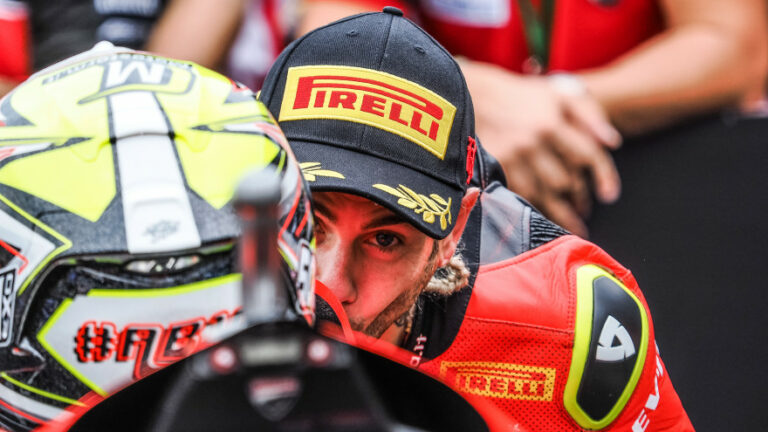 Barcelona: Bautista magabiztos győzelme a Superpole versenyen