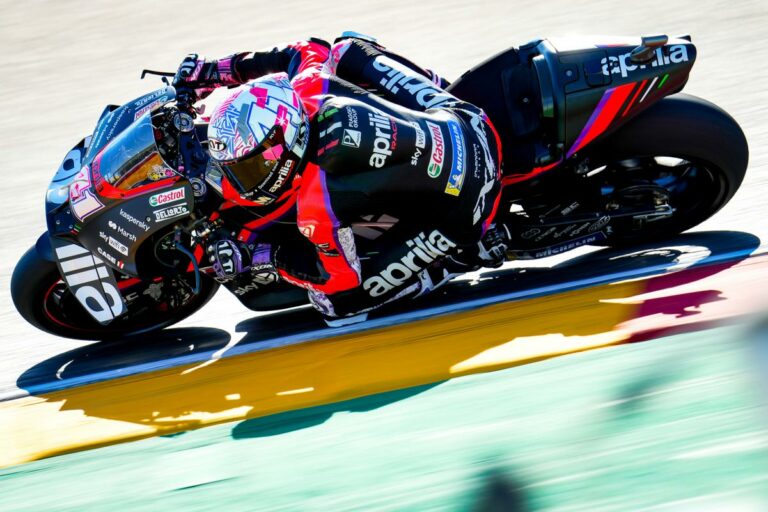 Aleix Espargaró: Le a kalappal Binder előtt