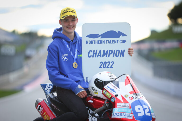 Rossi Moor a 2022-es Northern Talent Cup sorozat győztese!