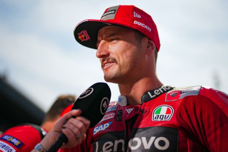 Miller: Nem csak gyári csapat versenyzője lehet világbajnok