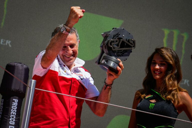 A guadassuari pálya immár Jorge Martínez nevét viseli