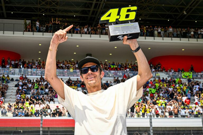 Valentino Rossi ott lesz a paddockban Valenciában
