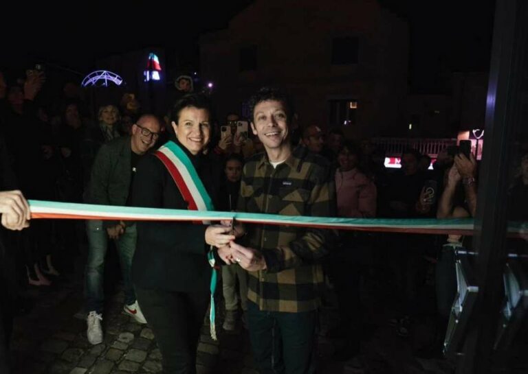 Ahová minden Rossi-rajongónak kötelező betérni