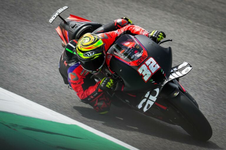 Újra meg kellett műteni az Aprilia tesztpilótáját