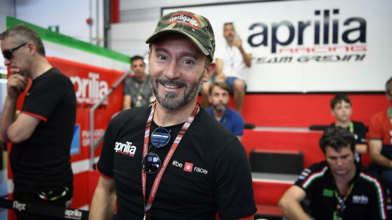 Biaggi alulmaradt Öttllel szemben
