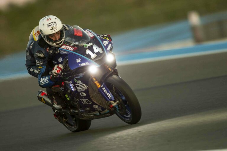 A MotoGP előszobájában versenyző pilótákkal tesztelt a magyar motoros