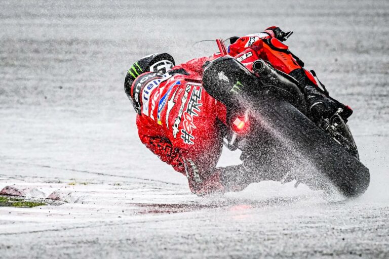 Véget ért a MotoGP címvédőjének rémálma?