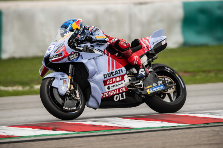 Újabb versenyző kelt ki a MotoGP „értelmetlen és veszélyes” változtatása ellen