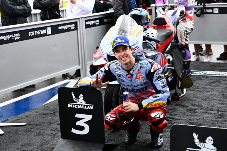 Így ünnepelte öccse dobogóját Marc Márquez, miután nem lehetett a helyszínen (kép)