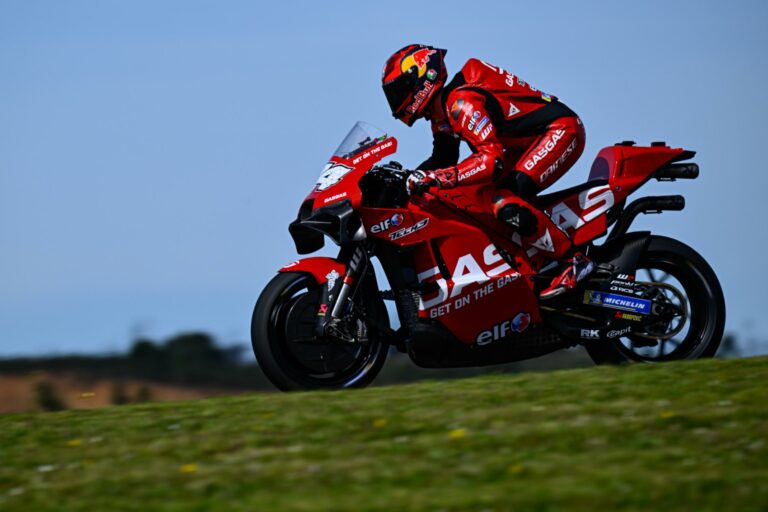 Végleg eldőlt, hogy súlyos sérülése után Pol Espargaró visszatérhet-e Silverstone-ban