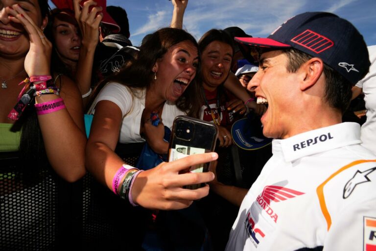 Kifakadt a MotoGP legidősebbje, szerinte honfitársai kivételeznek Marc Márquezzel