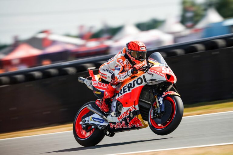 Fájdalmak között motorozott eredménytelenül, de Marc Márquez nem bánta meg döntését