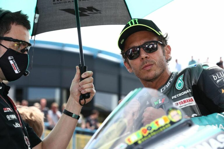 Rossi meghozta élete egyik legnehezebb döntését, de még aznap csodálatos hírt kapott