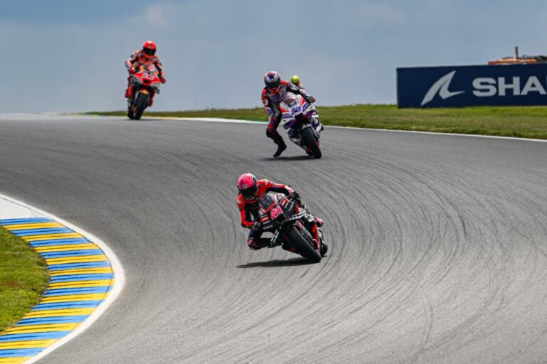 Aleix Espargaró elmondta, miért látja esélyesnek Martínt Bagnaia ellen