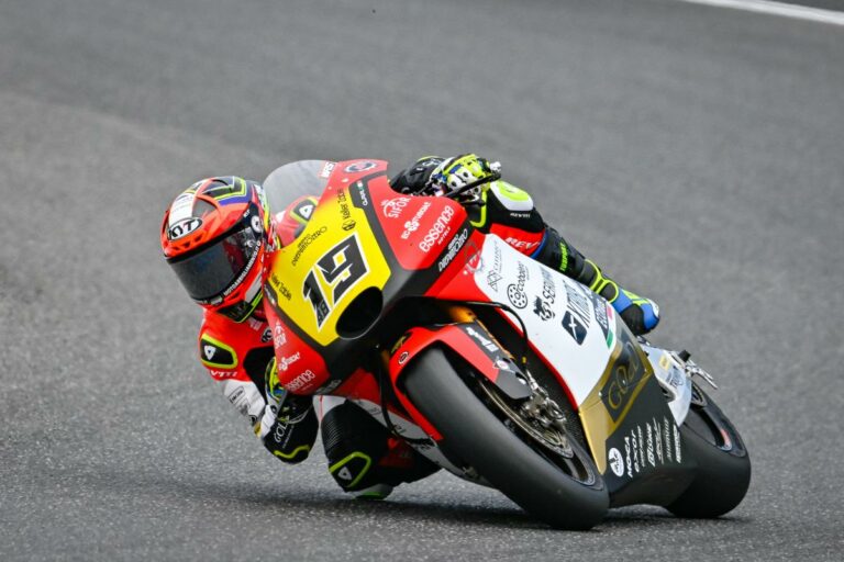 Miután két Moto2-es csapat is megvált tőle, Lorenzo Dalla Porta úgy döntött, bajnokságot vált