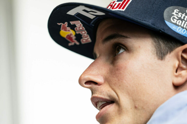 Álex Márquez: Amikor megérkeztem a Hondához, Marc folyamatosan zavart engem