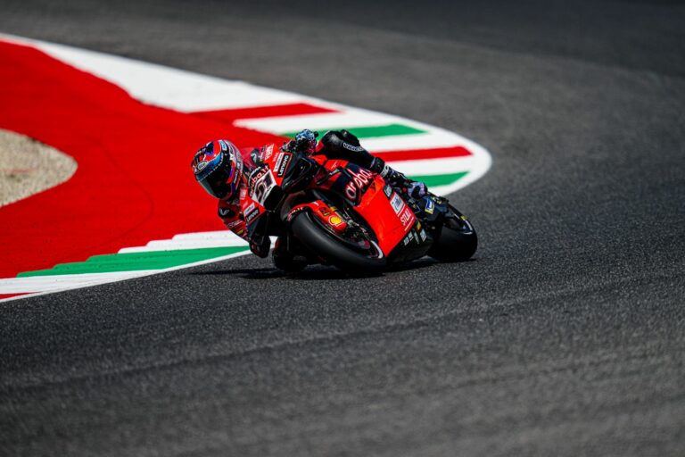 A Ducati tesztpilótája kezdett az élen Misanóban, Bagnaia nagyon hátul zárt