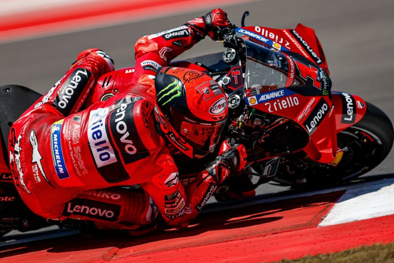 Bagnaia elmondta, mire gondolt Martín kiesése után, Quartararo bosszankodott