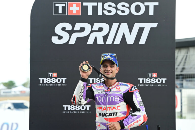 Martínnak nehézséget okozott, hogy kellően lassan menjen a thaiföldi sprintfutamon
