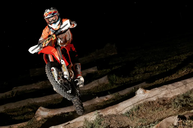 Liszka bravúros 3. hellyel kezdett a Superenduro Junior-világbajnokságon