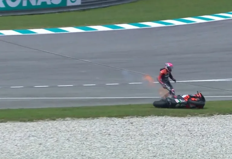 Kigyulladó motort és Martín elsőségét hozta a MotoGP sepangi nyitánya