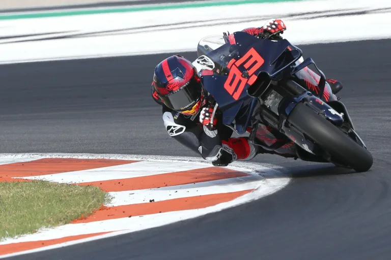 Talmácsit emlegette a Ducati igazgatója, amikor Marc Márquez esetleges vb-címéről kérdezték