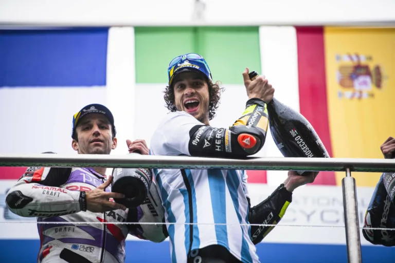 Betekintés a MotoGP színfalai mögé (videó)