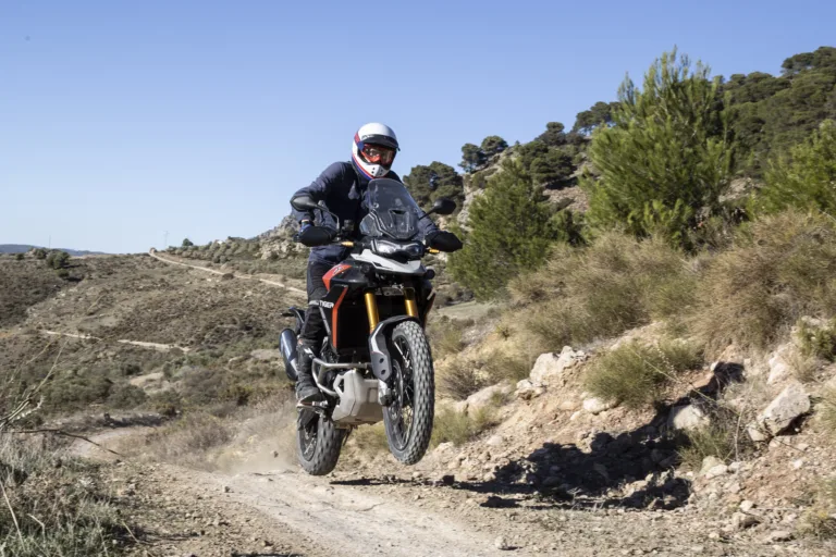 A válasz (majdnem) mindenre – Triumph Tiger 900 Rally Pro/GT Pro bemutató