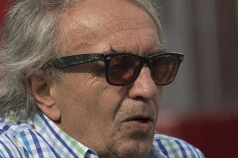 Nőkkel és drogokkal ünnepelte meg menedzsere Capirossi szerződését, amibe újságírókat is bevont